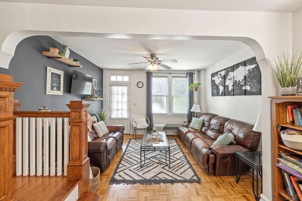 Rare City Home W/ Backyard Fire-Pit & Hottub Lancaster Dış mekan fotoğraf